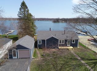 808 Rosebud Ave, Twin Lakes, WI 53181