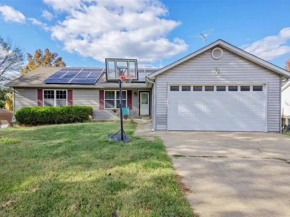 208 W Lakeshore Dr, De Soto, MO 63020