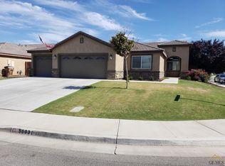 9603 Meadow Falls Dr, Bakersfield, CA 93311