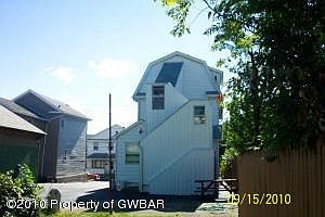 2nd image of 35 Murray St
