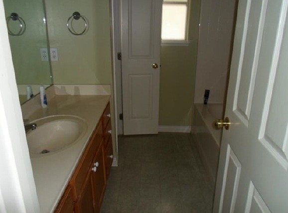 2nd image of 530 Evergreen Dr