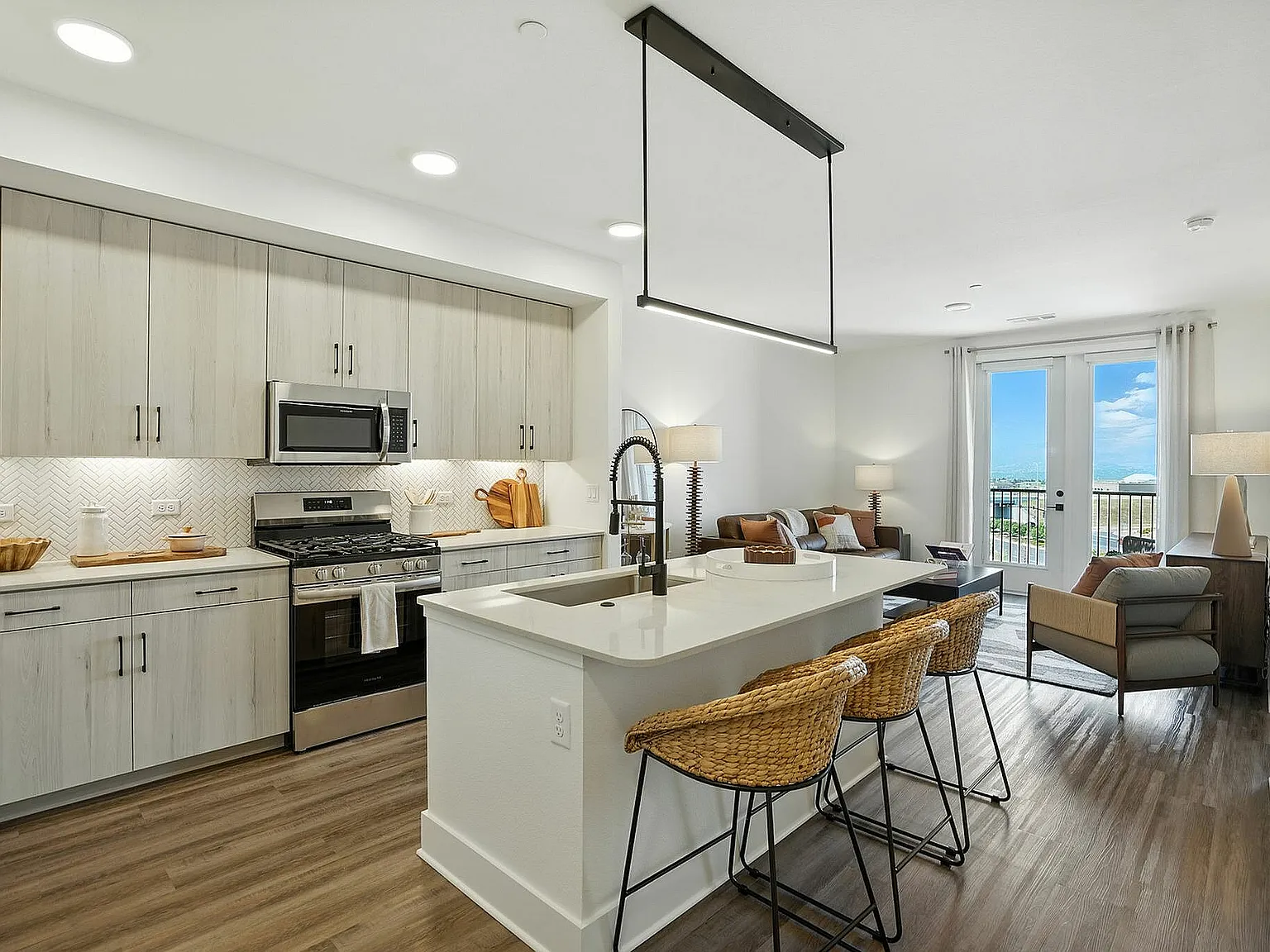 The Aven — Photo 2