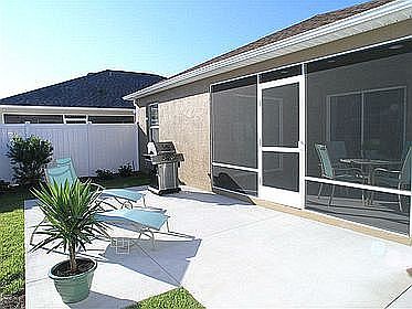 Privacy outside lanai 