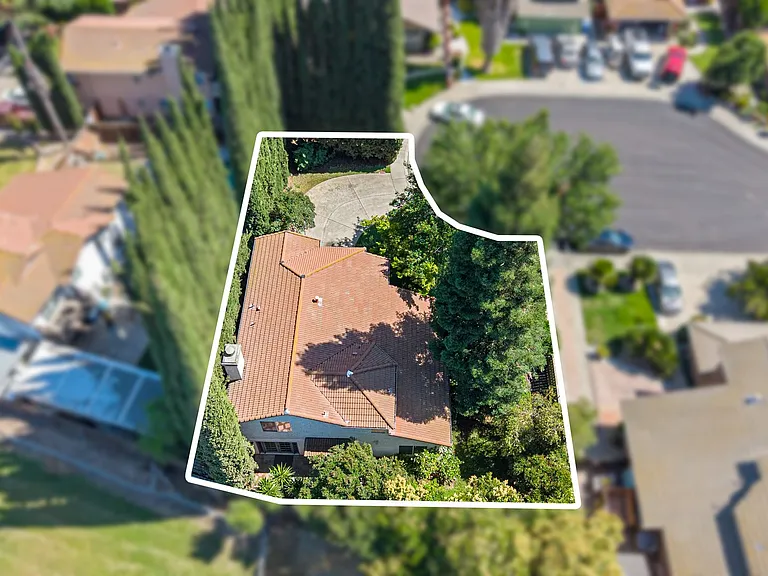 2101 Finley Ct — Photo 43
