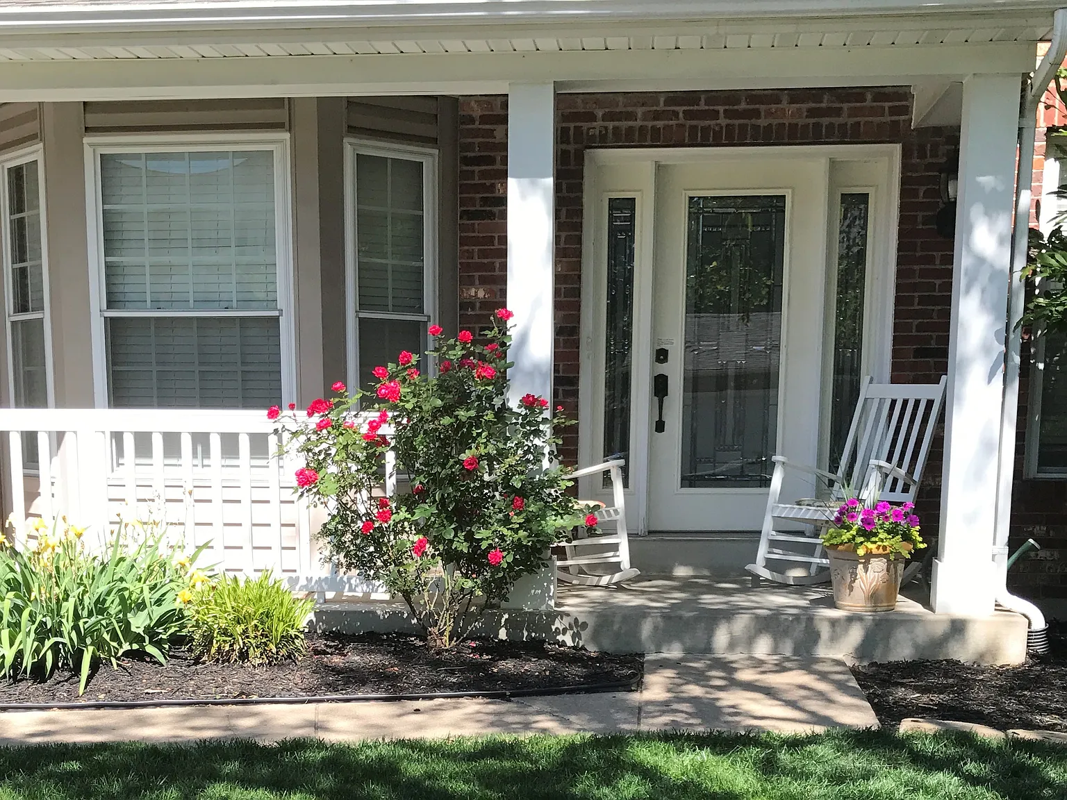 812 Ridgetop Cir photo 1