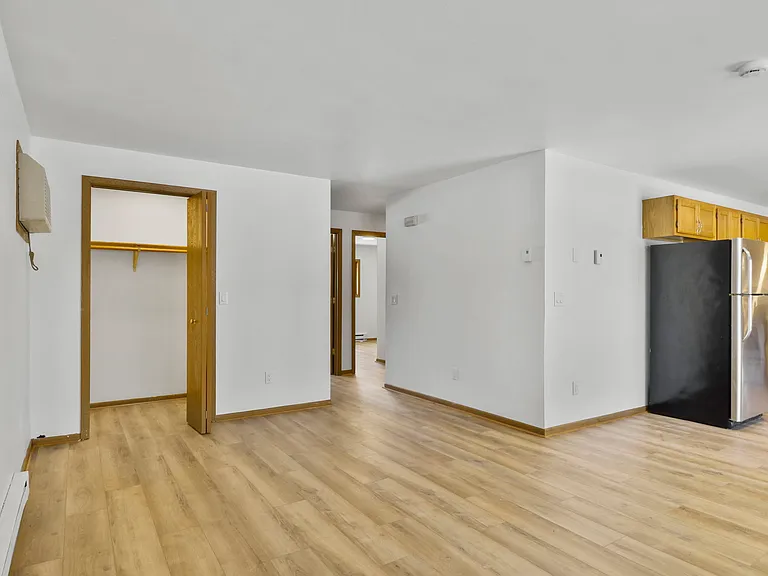 410 Pearl St #1 — Photo 3