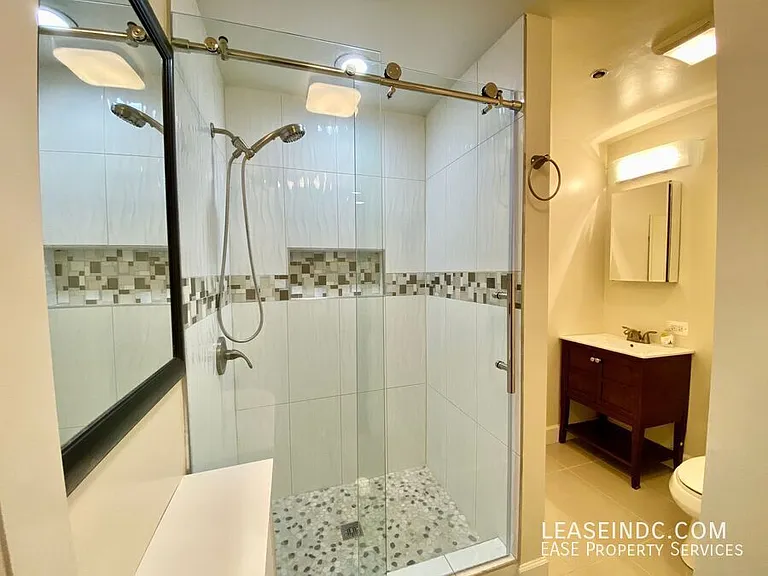 2141 Wisconsin Ave NW #D2 — Photo 15