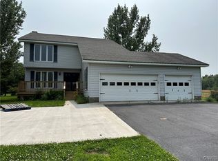 231 Caster Rd, Sandy Creek, NY 13145