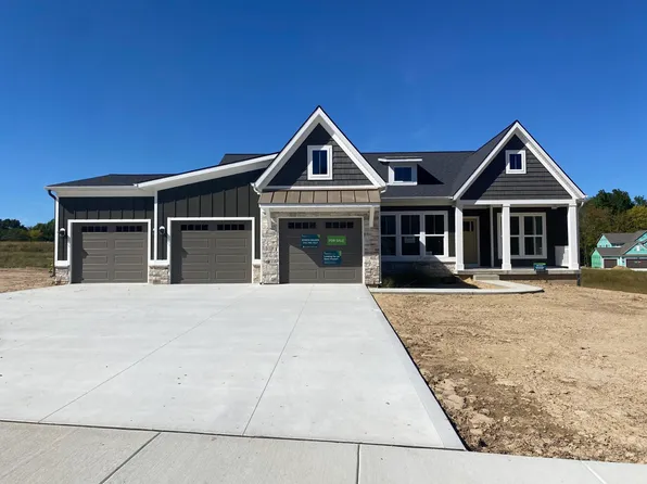 8569 Black Walnut Ct, Byron Center, MI 49315