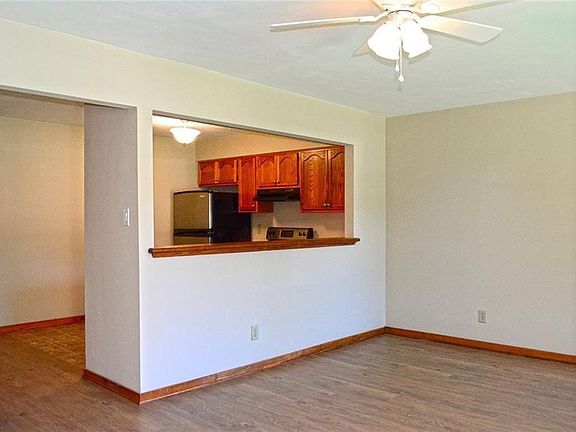 4th image of 508 Lanier Cres