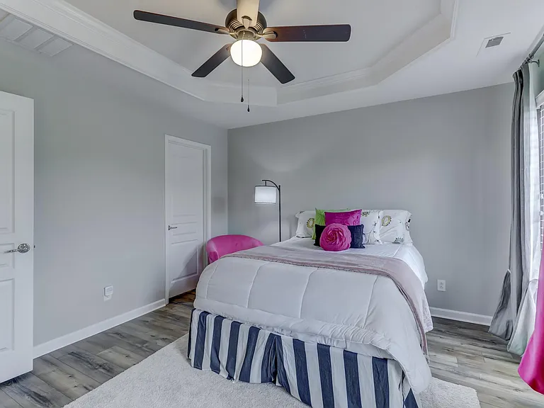 905 Lyndley Dr — Photo 24