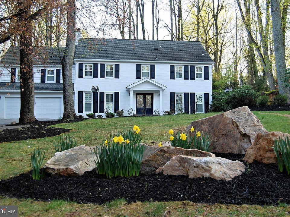 1st image of 7829 Old Dominion Dr