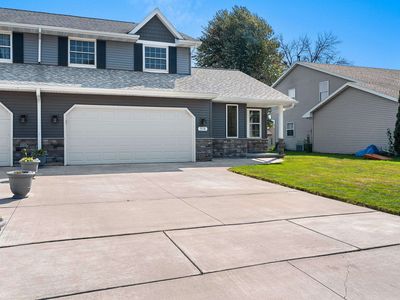 978 Saint Anthony Dr #2, De Pere, WI, 54115