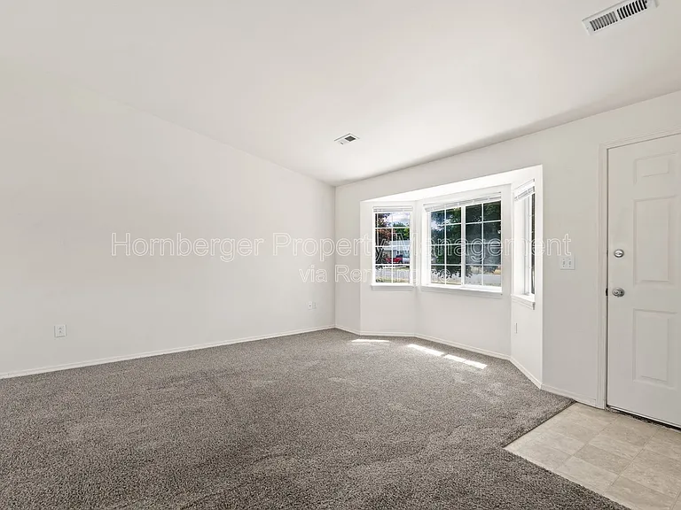 12714 W 9th Ave — Photo 11