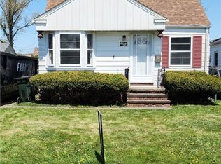 1004 Hillsdale Ave, Parma, OH 44134