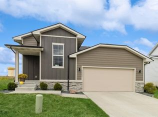 4681 171st St, Urbandale, IA 50323