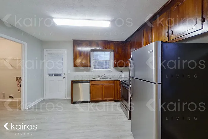 100 Deer Pkwy — Photo 6