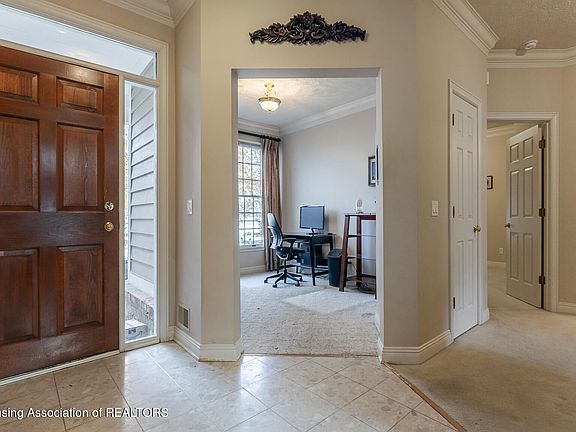 3rd image of 6138 W Longview Dr