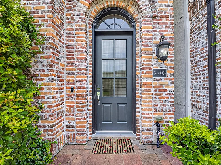 2703 Kinsley Oaks Dr — Photo 5