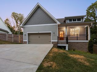 3851 Hamill Rd, Hixson, TN 37343