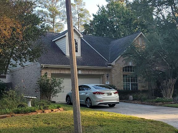 5th image of 87 Robindale Cir