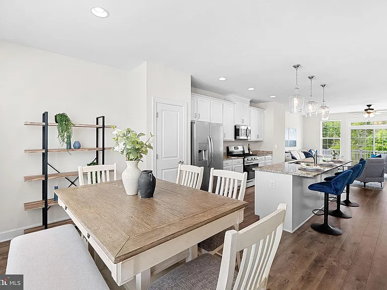15292 Westham Ct — Photo 10
