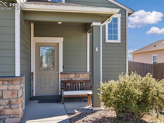 3rd image of 10660 Deer Meadow Cir