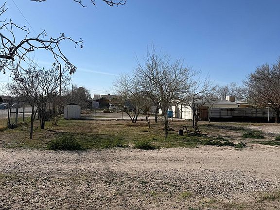 2nd image of 509 Mayapan Dr