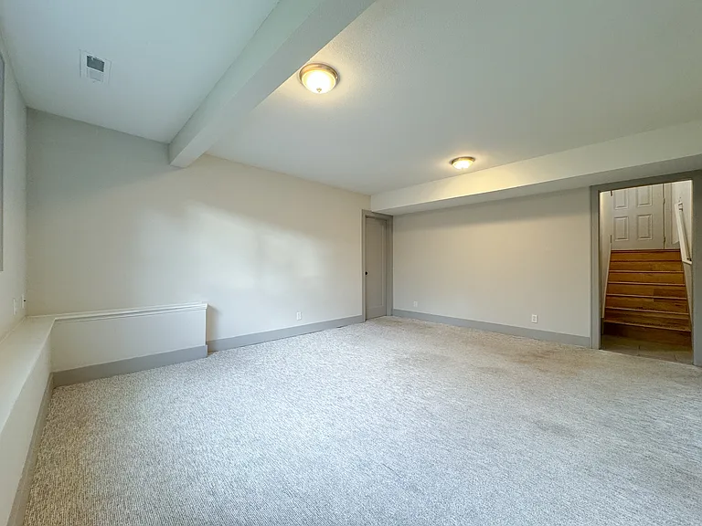 5657 23rd Ave SW — Photo 19