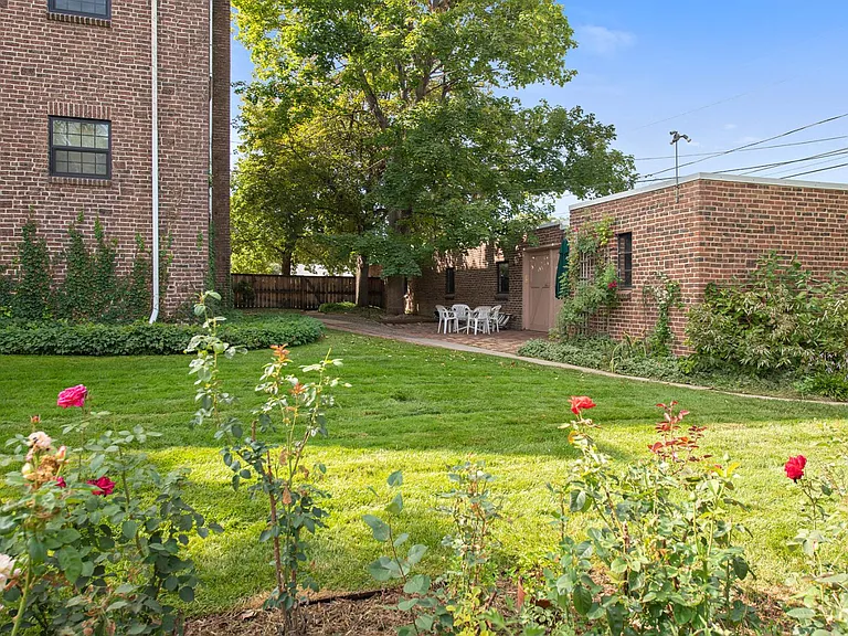 1401 Fairfax St #8 — Photo 16