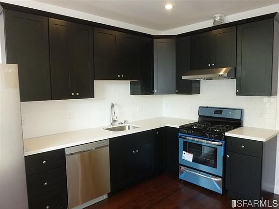 5th image of 3189 Mission St Unit A