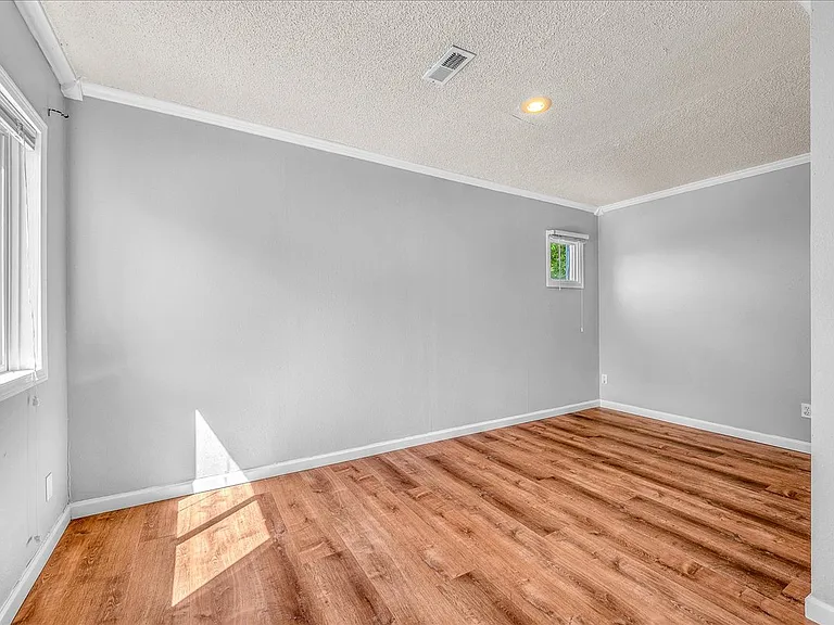 Basement Bedroom 4