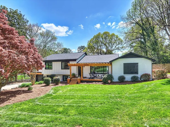 118 Sardis View Rd, Charlotte, NC 28211