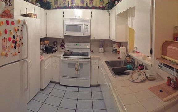 3rd image of 2106 Pryor Ave