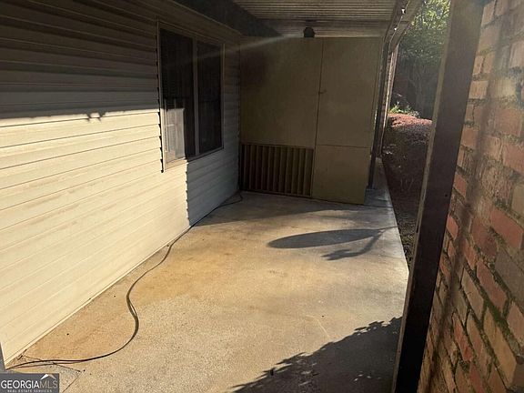 4th image of 3087 Colonial Way APT J