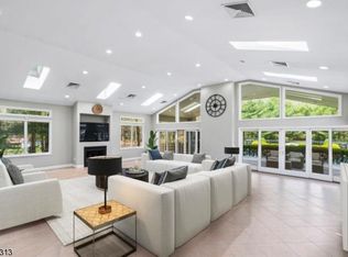10 Harvard West Dr, Jackson, NJ 08527