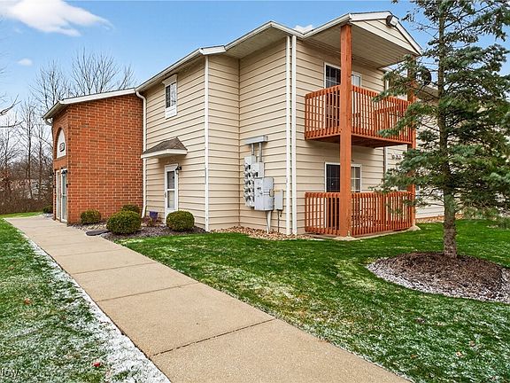 2nd image of 10373 Glenway Dr APT 202
