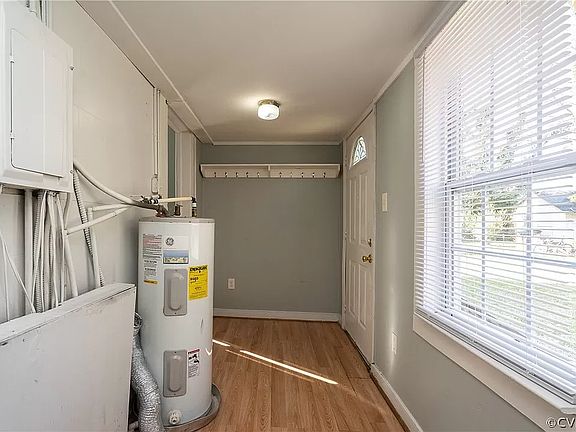 3rd image of 214 Lafayette Ave