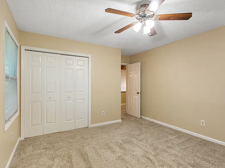 Upstairs Bedroom 1