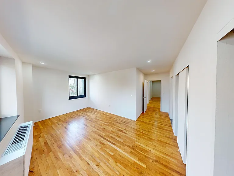 284 Mott St #3F — Photo 7