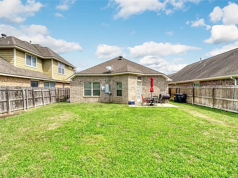 3806 Snowdance Ct — Photo 19