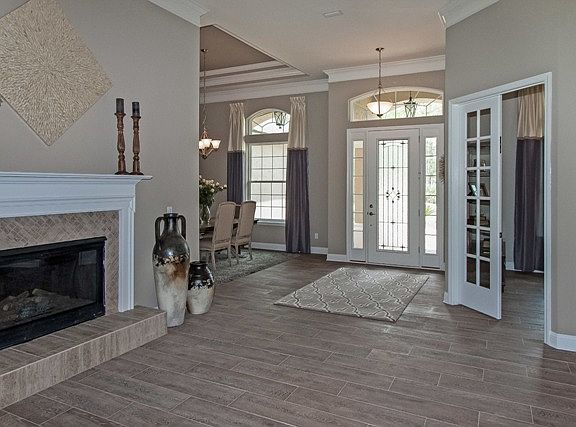 5th image of 219 Ashford Lakes Cir