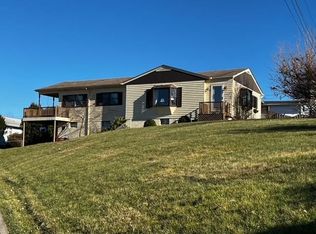 1628 Fairmont Pike Rd, Wheeling, WV 26003