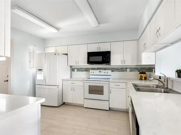 14515 Wunderlich Dr Unit 207, Houston, TX 77069