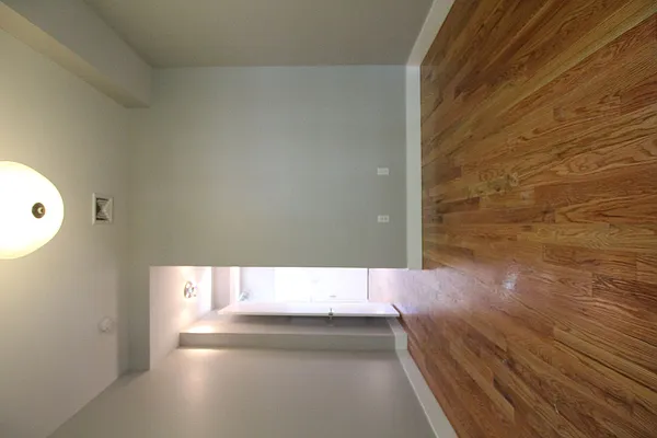 Rented by Nooklyn NYC LLC | media 30