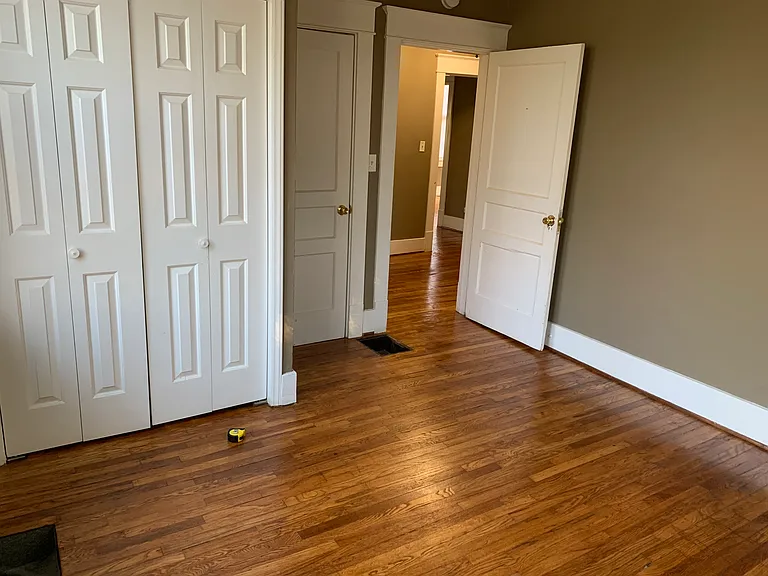 1216 N Spring St — Photo 1