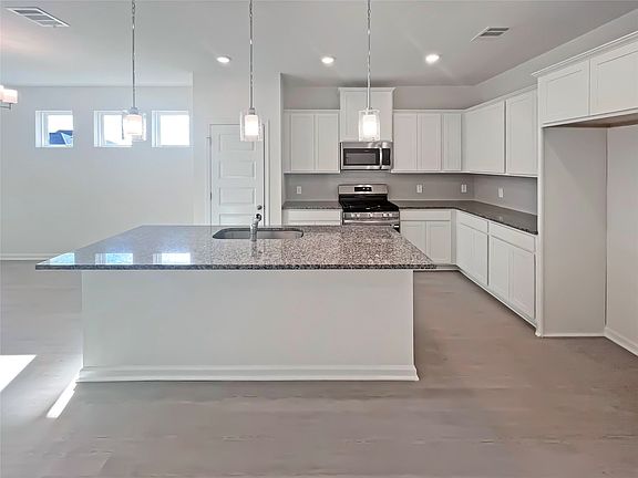 The Oakshire II- Kitchen