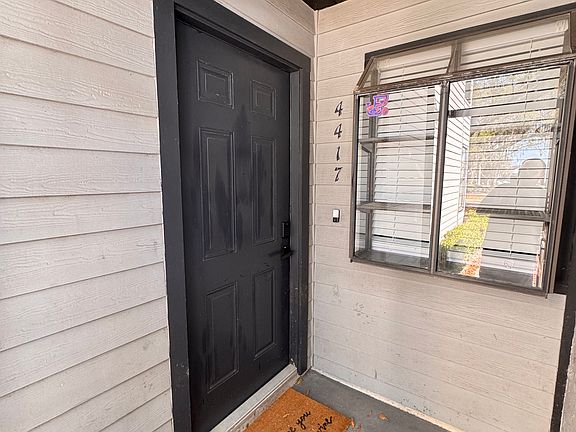 3rd image of 4417 SW 21st Ln