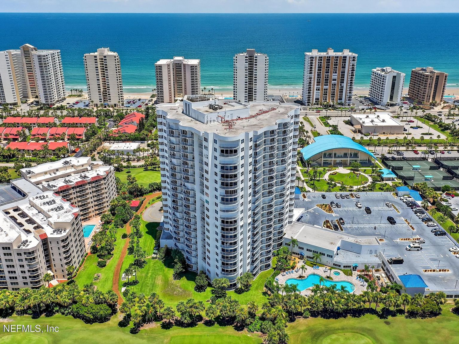 2 OCEANS WEST Boulevard #1809