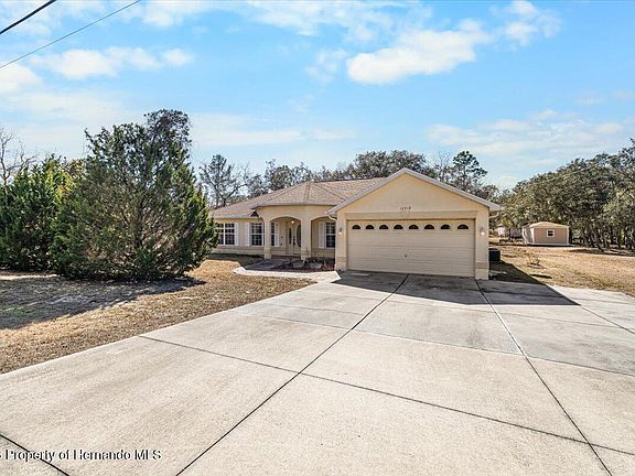 2nd image of 12519 Maleo Rd